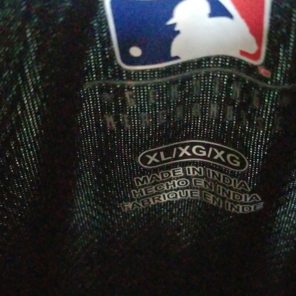 NY Yankees pullover - Picture 2 of 2